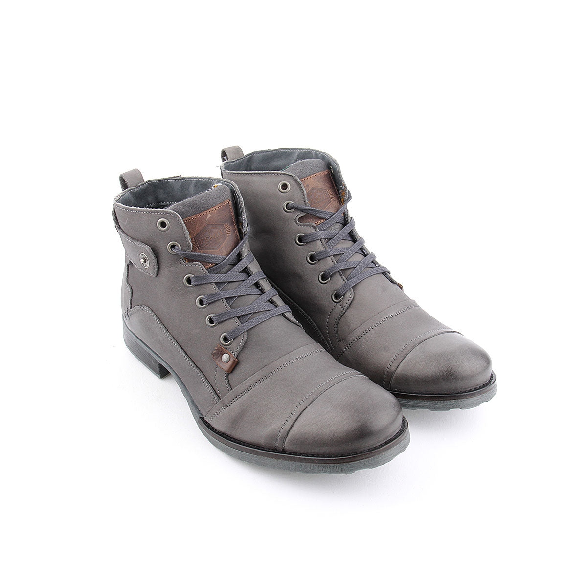 Bota INVINCI