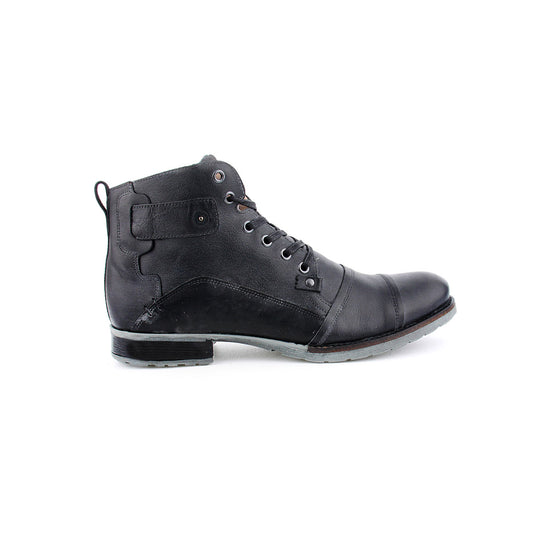 Bota INVINCI