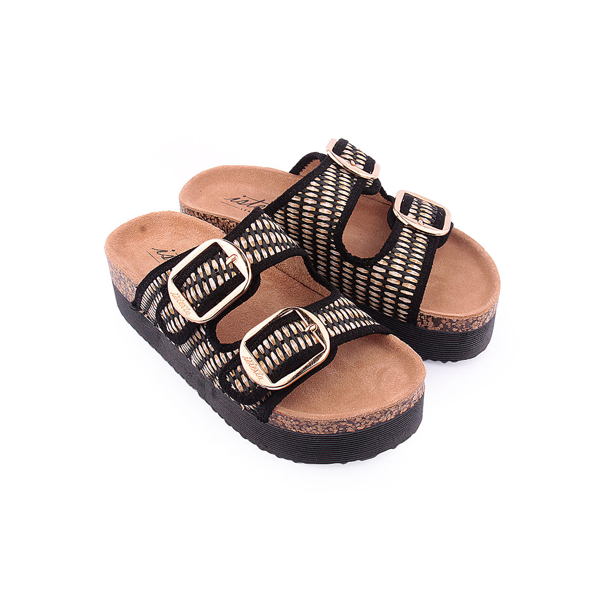 Chinelo ISTERIA