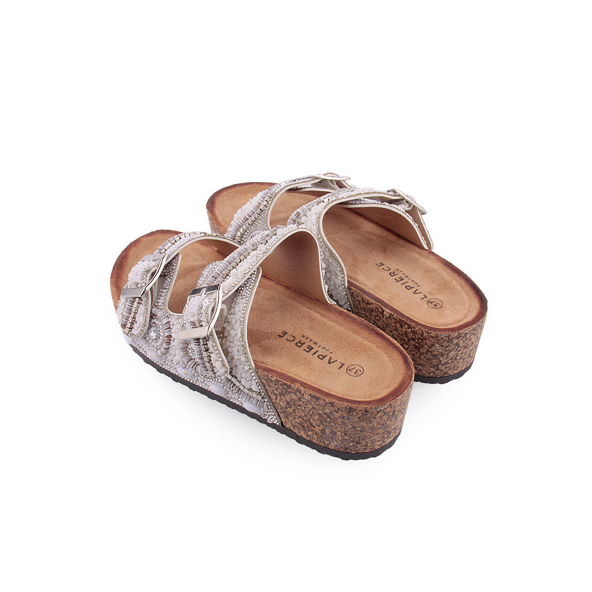 chinelo LAPIERCE