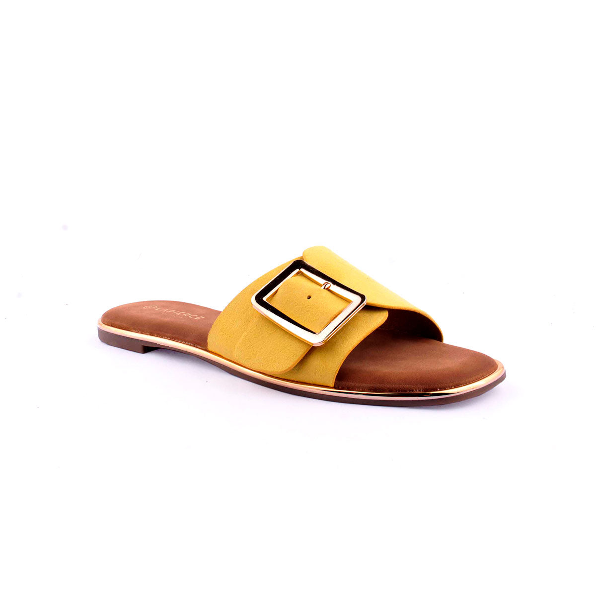 Chinelo LAPIERCE