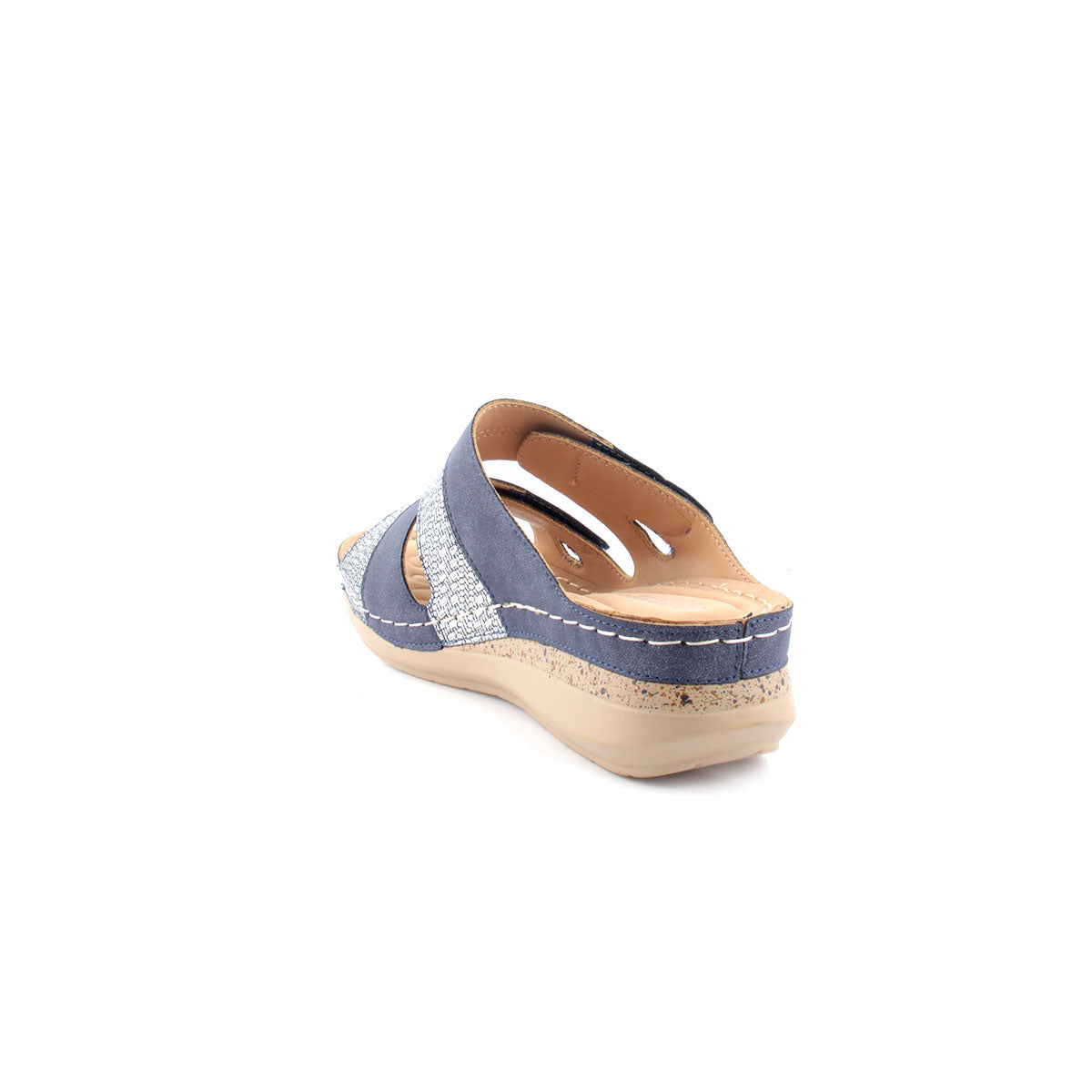 Chinelo LAPIERCE
