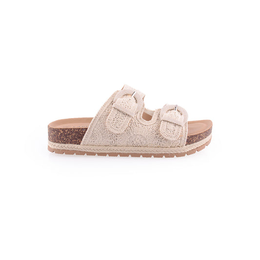 Chinelo LAPIERCE