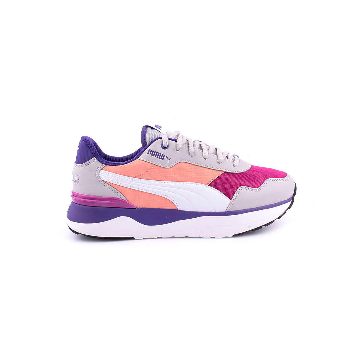 Sapatilha PUMA R78 Voyage
