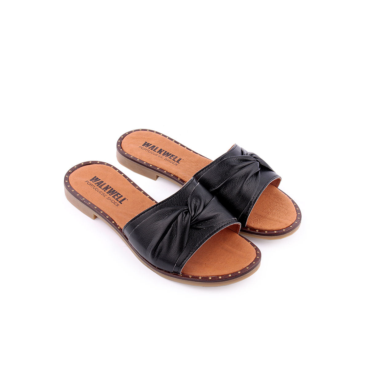 Chinelo WALKWELL