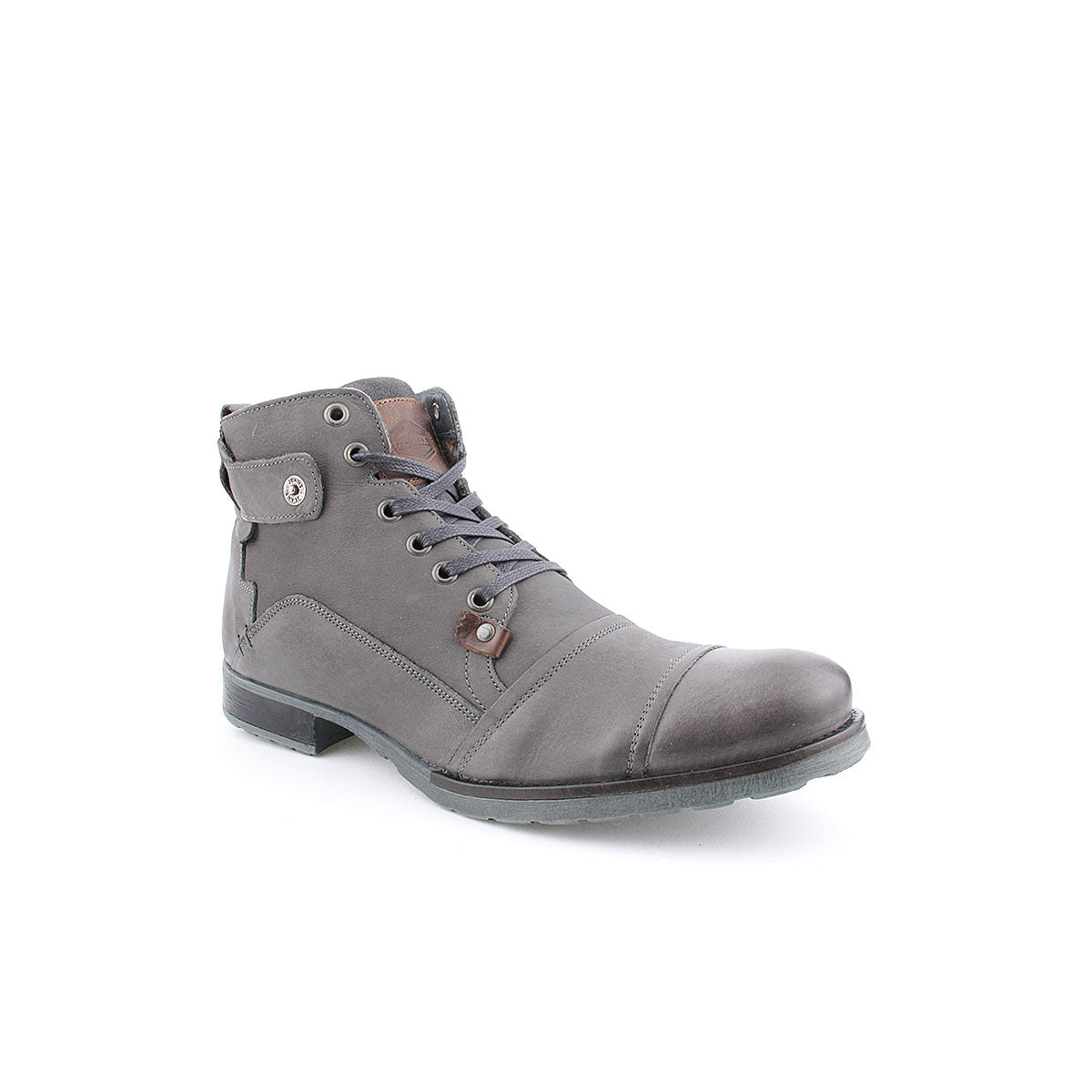 Bota INVINCI