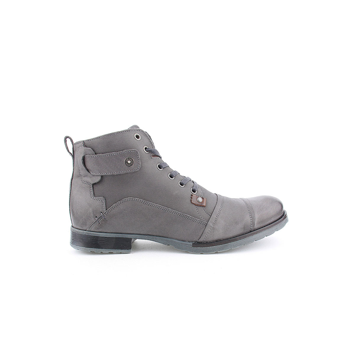 Bota INVINCI