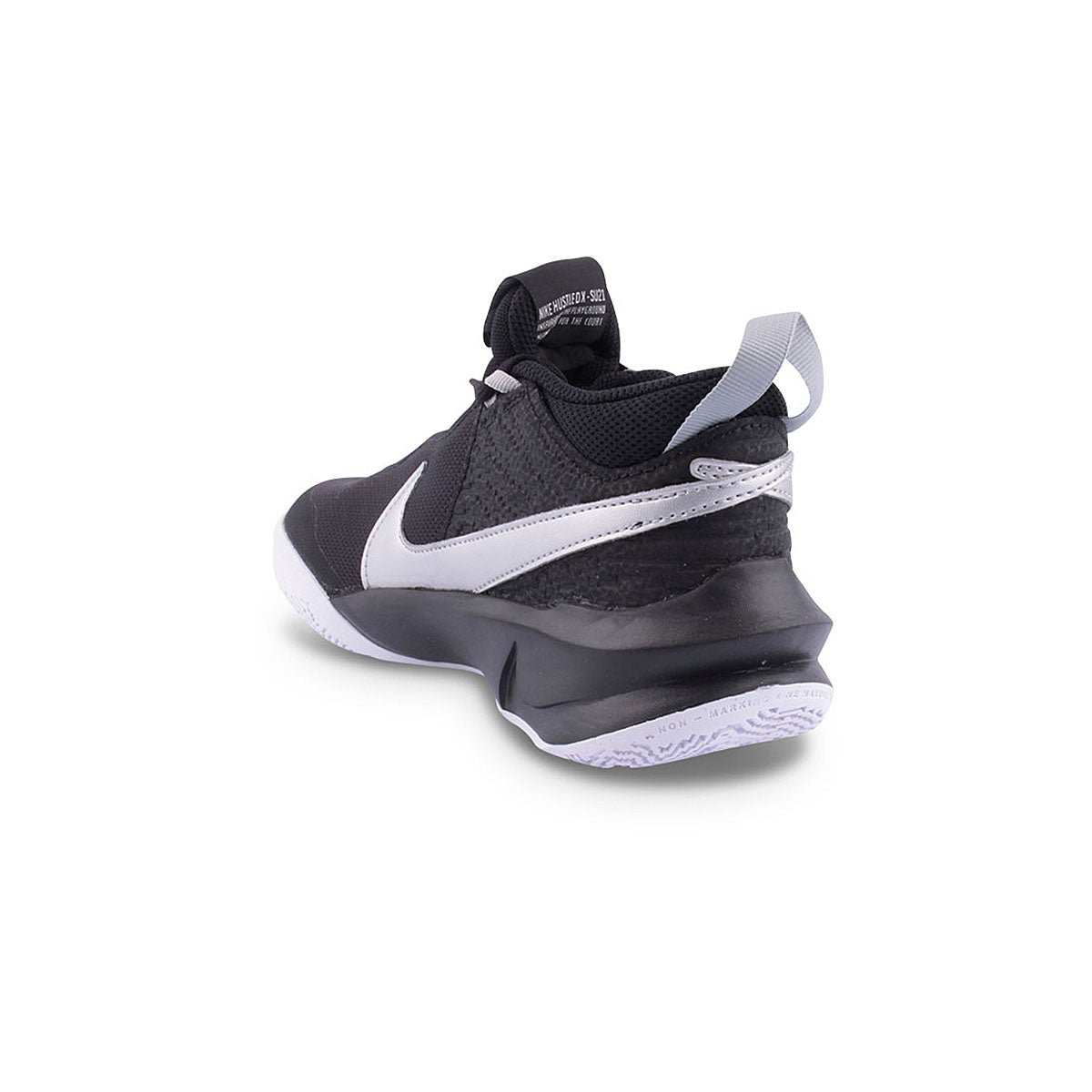 Sapatilha NIKE  Team Hustle D10