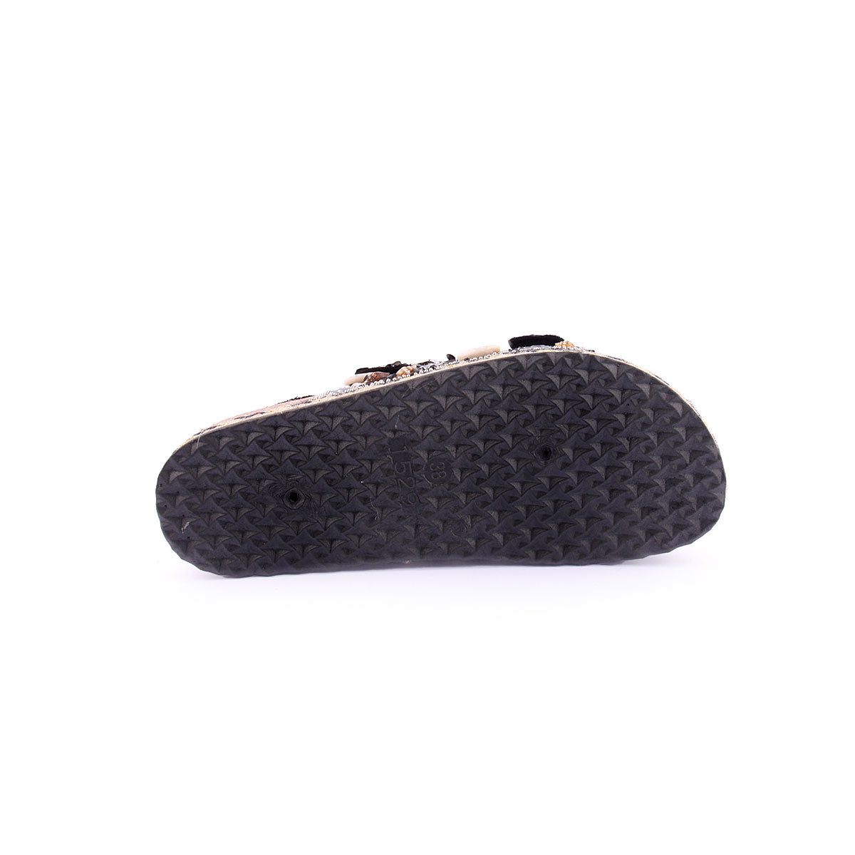 Chinelo ISTERIA