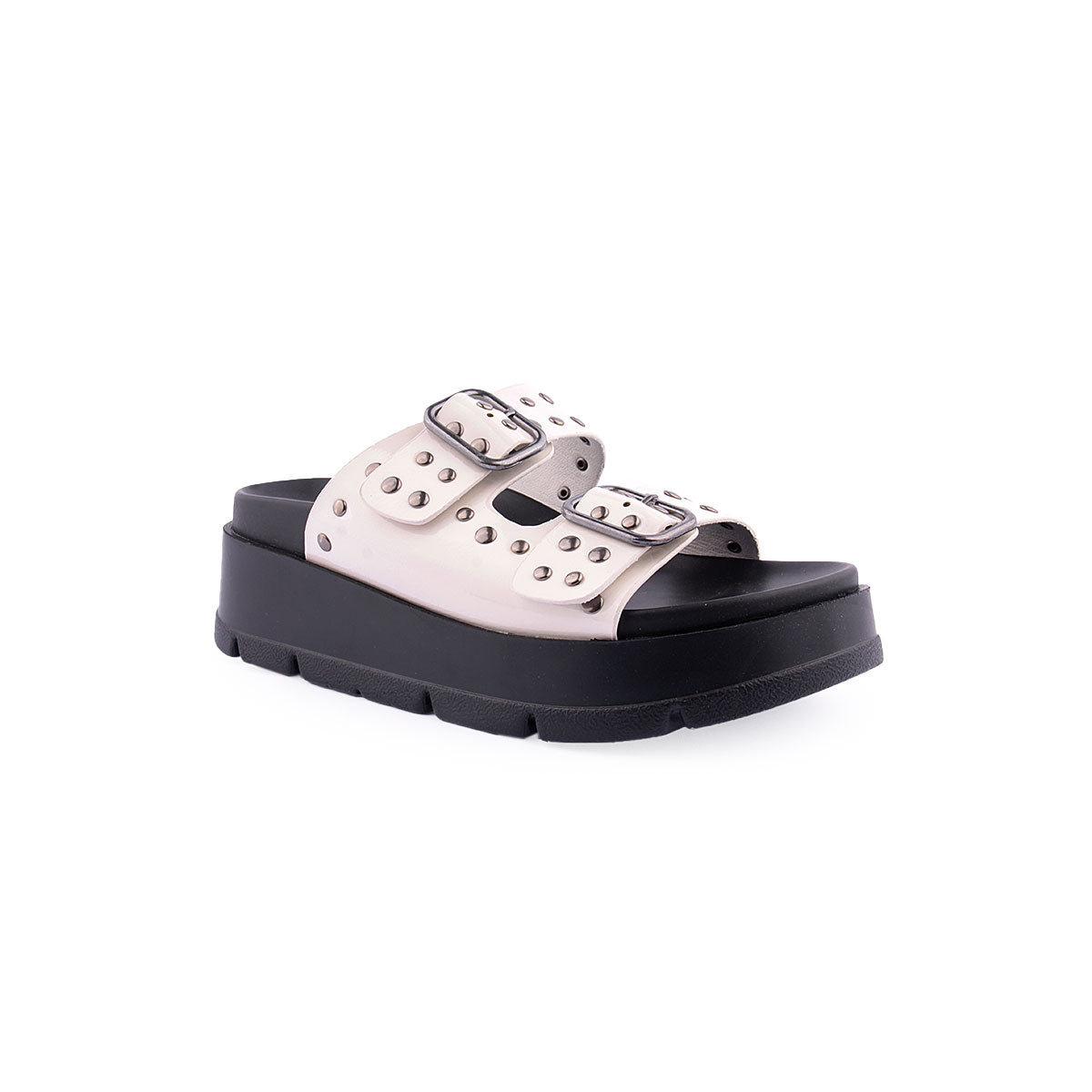 Chinelo ISTERIA