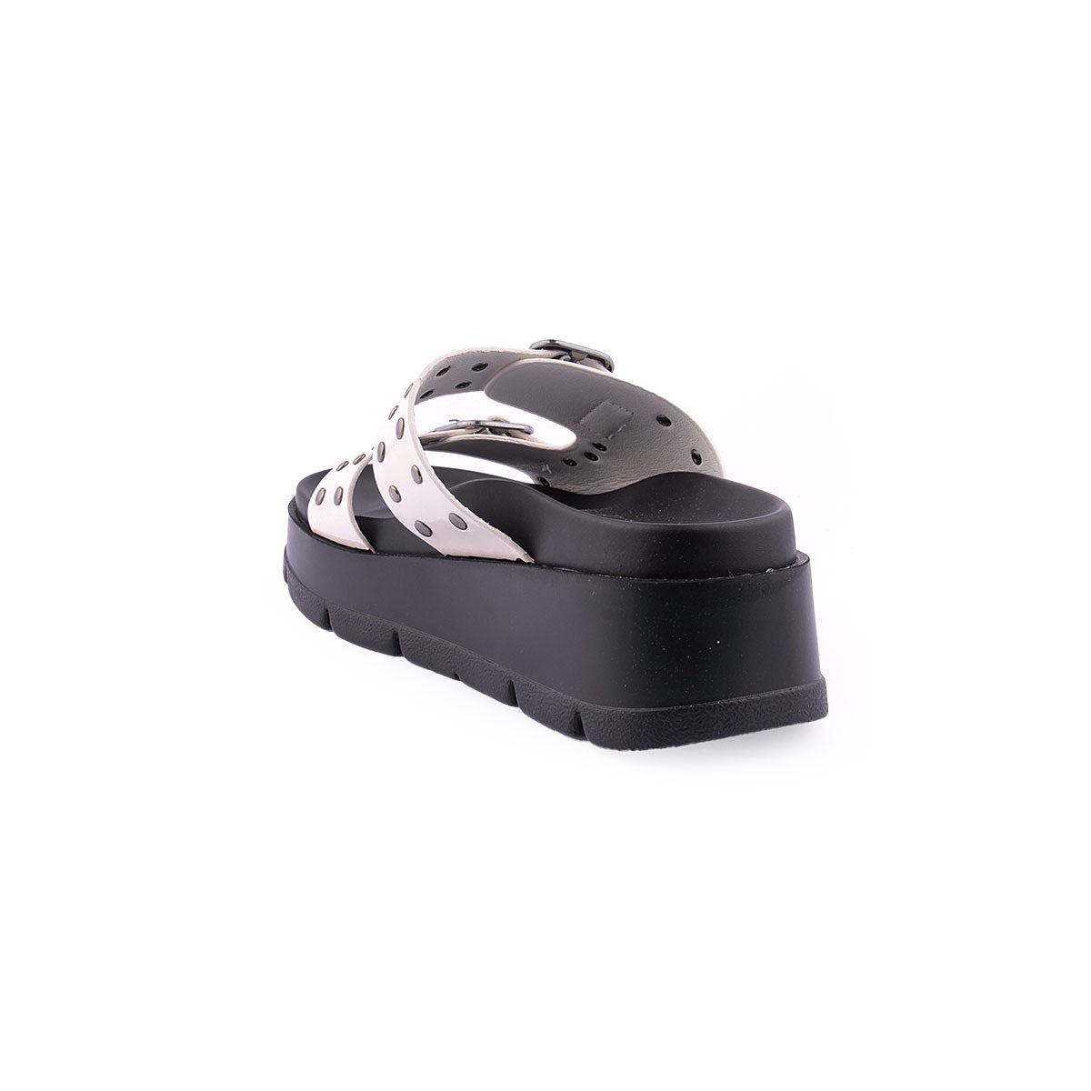 Chinelo ISTERIA