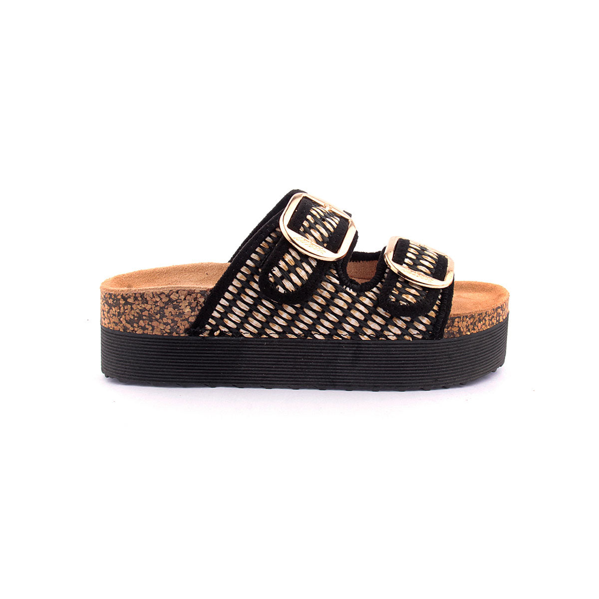 Chinelo ISTERIA