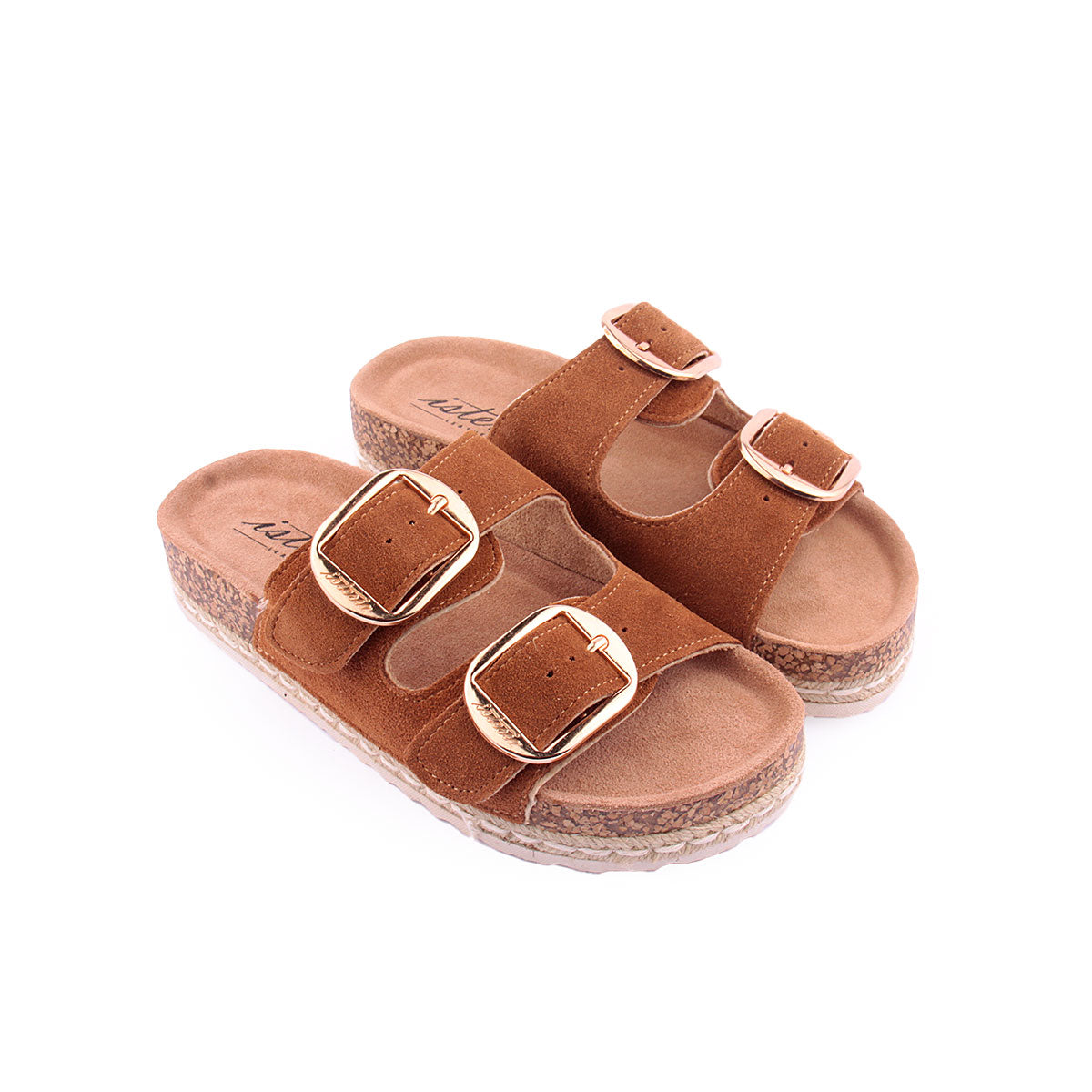 Chinelo ISTERIA