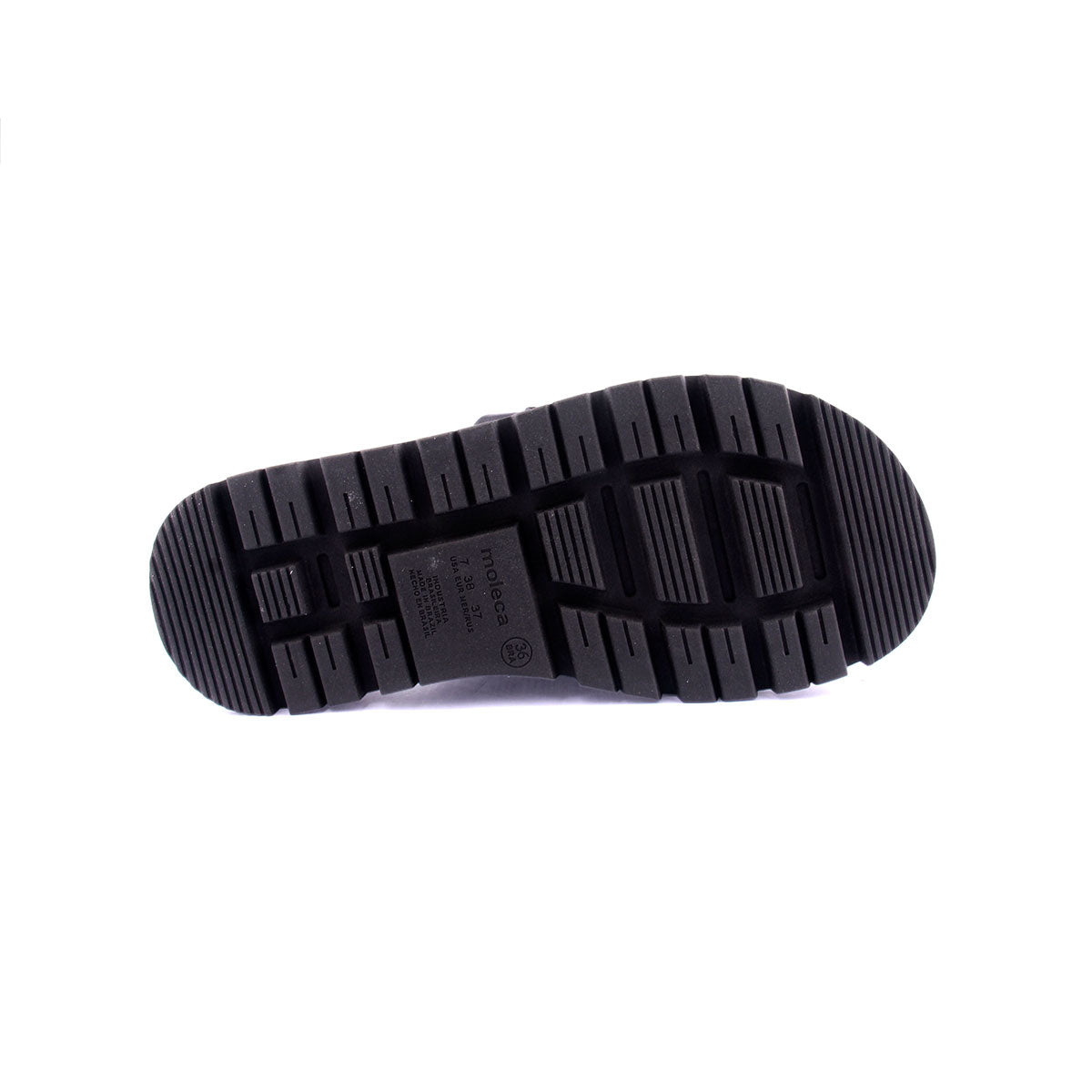 Chinelo MOLECA