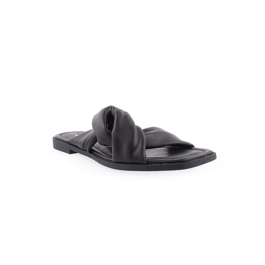Chinelo GUTTEN