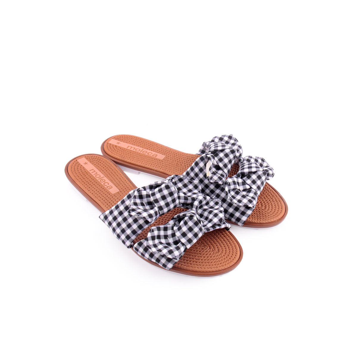 Chinelo MOLECA