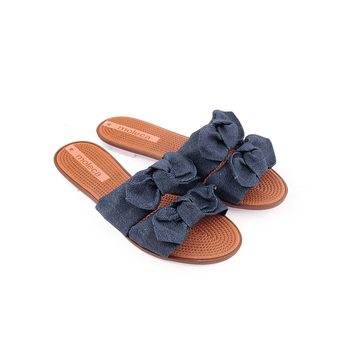 Chinelo MOLECA
