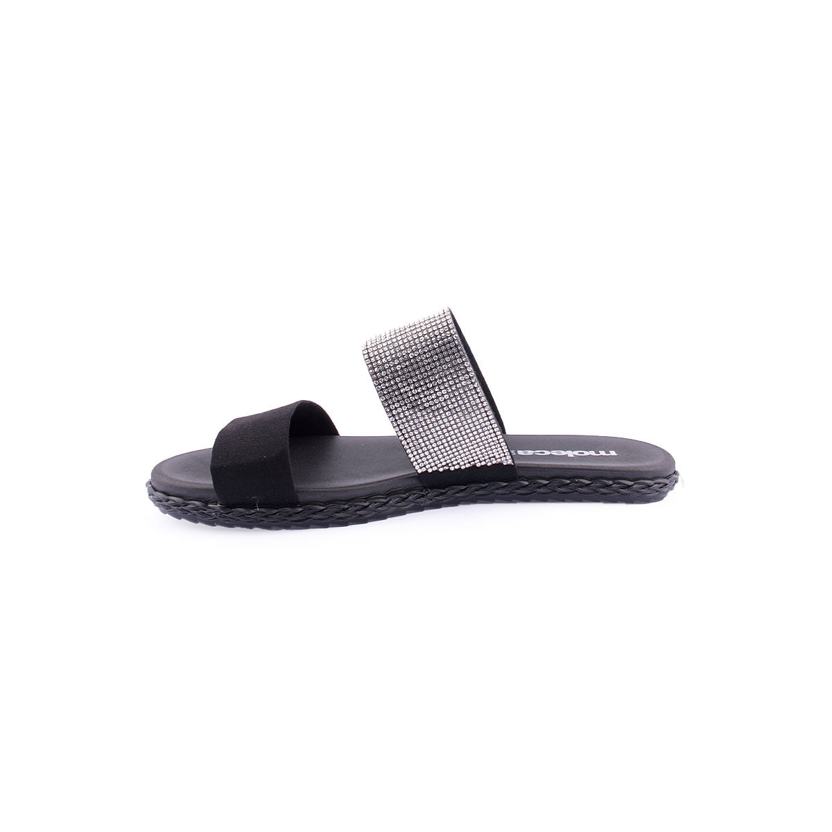Chinelo MOLECA