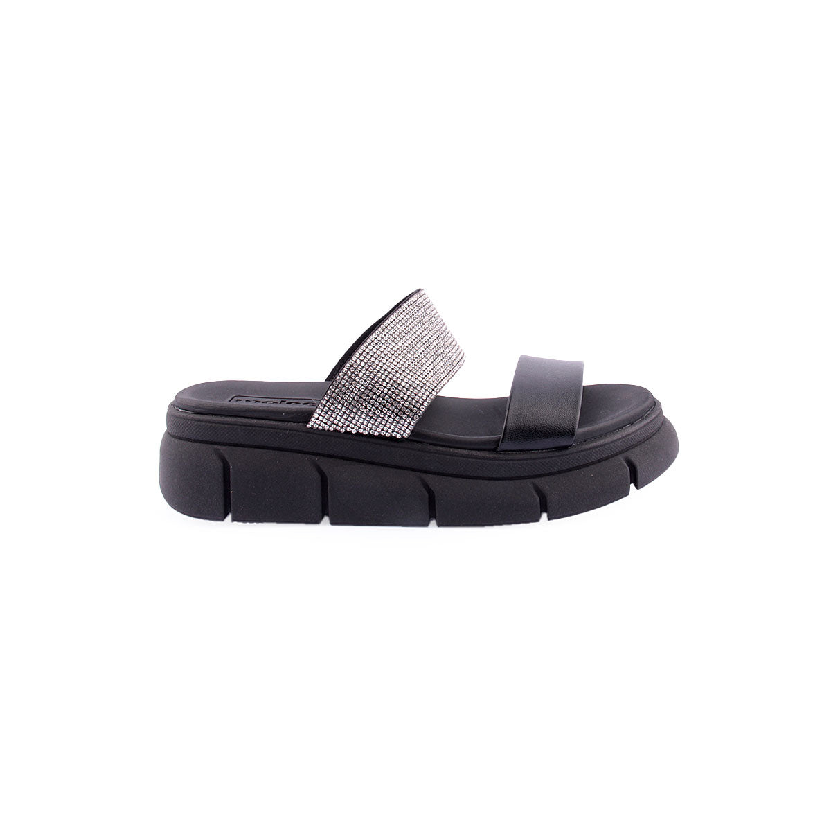 Chinelo MOLECA