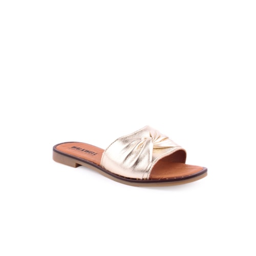 Chinelo WALKWELL